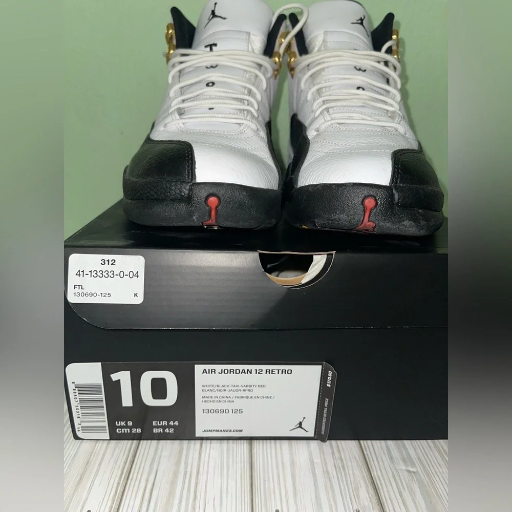 Preowned/lightly Used: Air Jordan 12 TAXI, white blk Varsity Red Retro, Size 10. - Picture 11 of 11